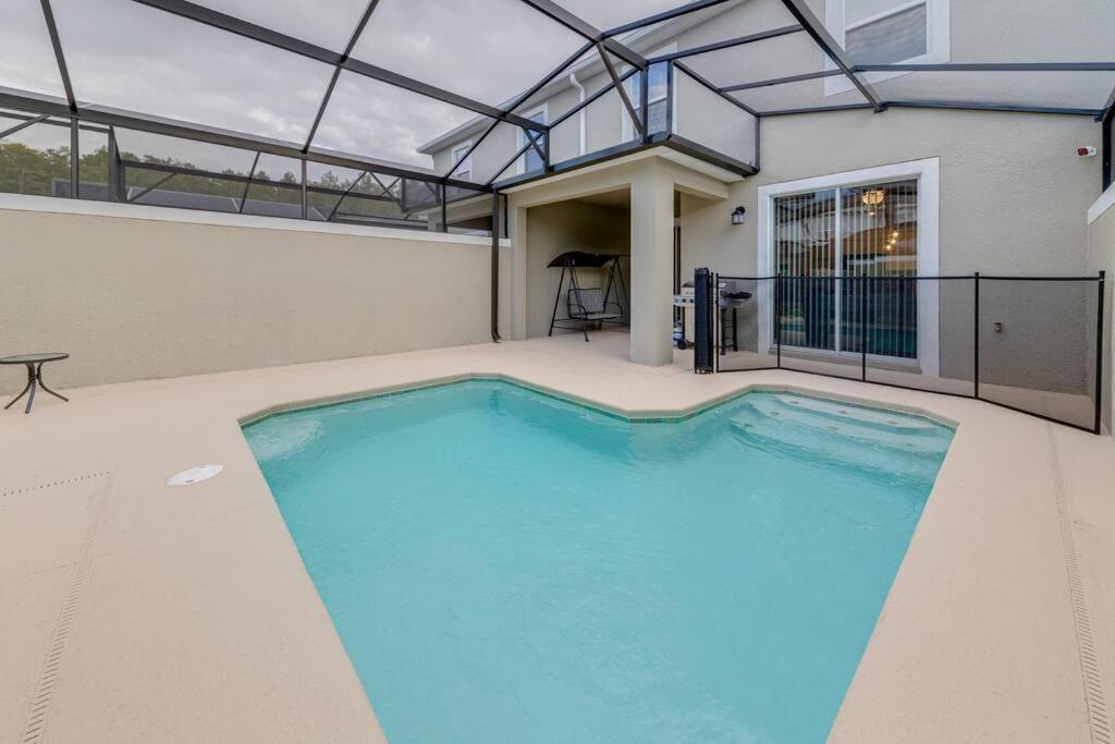 Newly Listed Townhouse Storey Lake, Free Waterpark Кисими Екстериор снимка