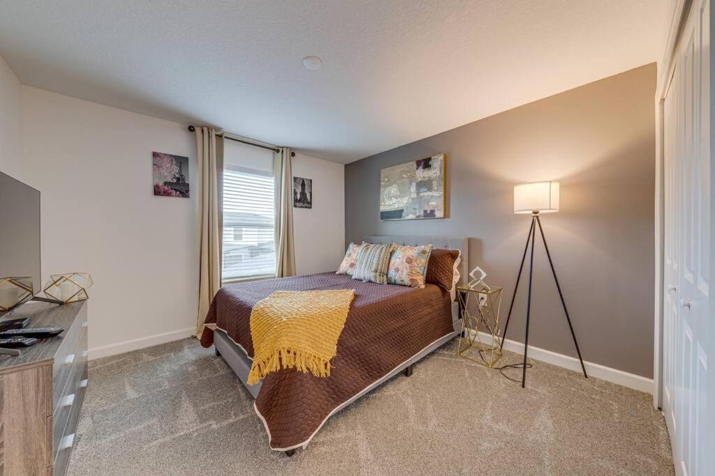 Newly Listed Townhouse Storey Lake, Free Waterpark Кисими Екстериор снимка